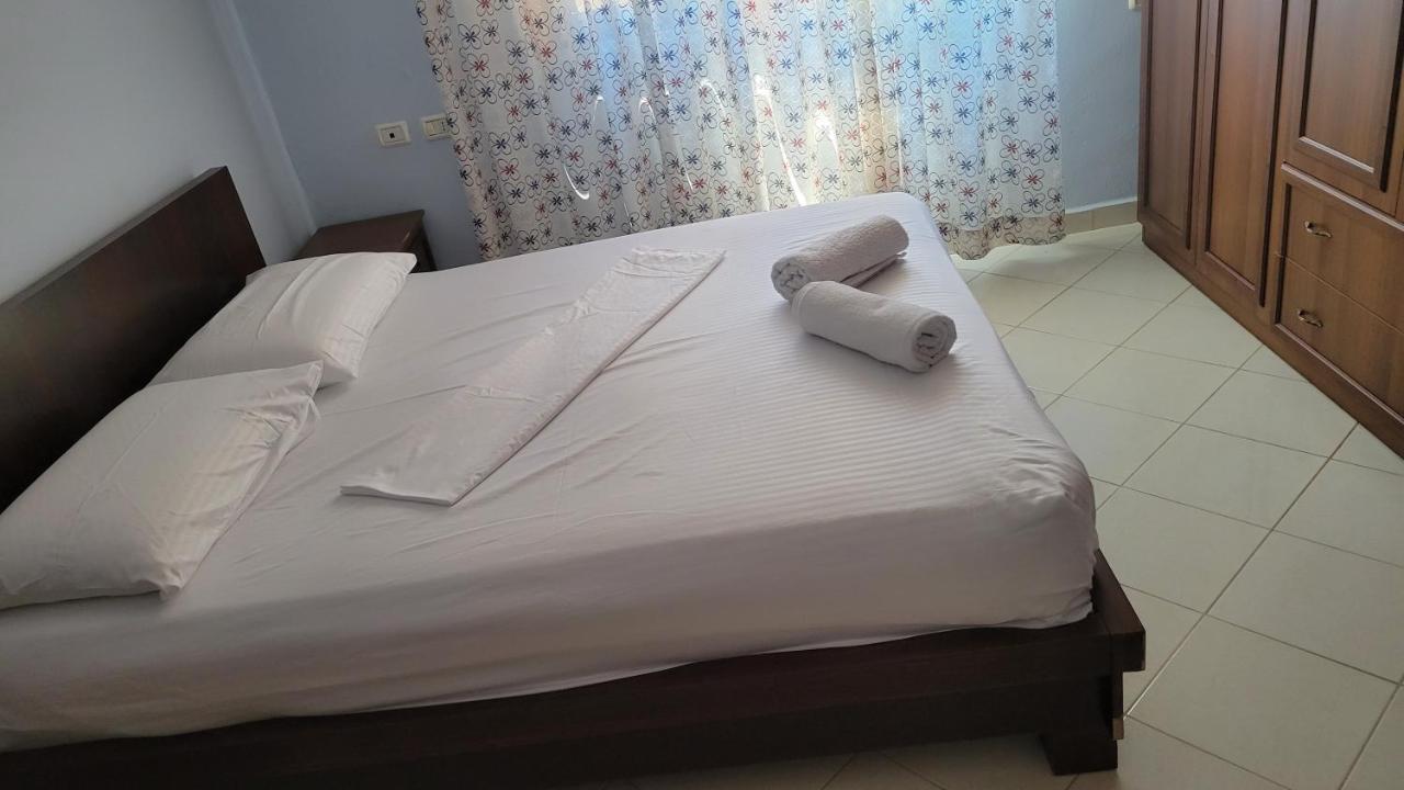 Charming Apartment Lushnje Luaran gambar