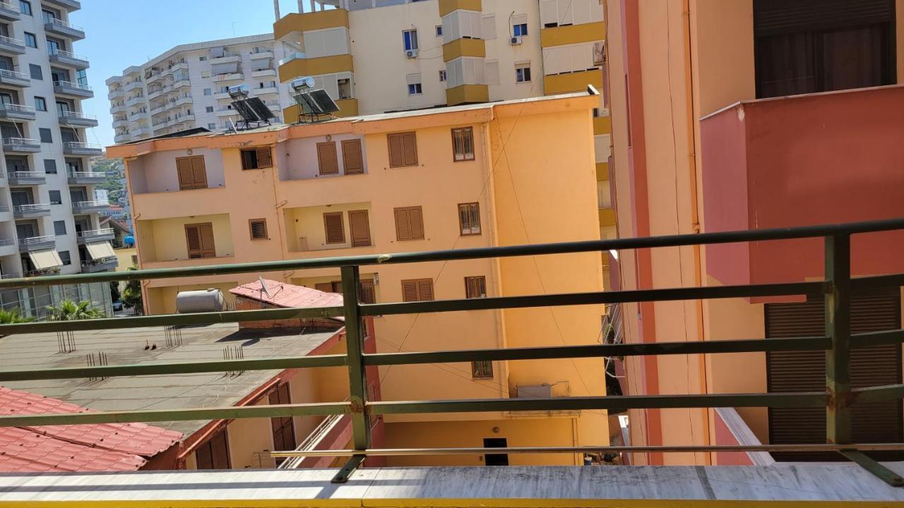 Charming Apartment Lushnje Luaran gambar