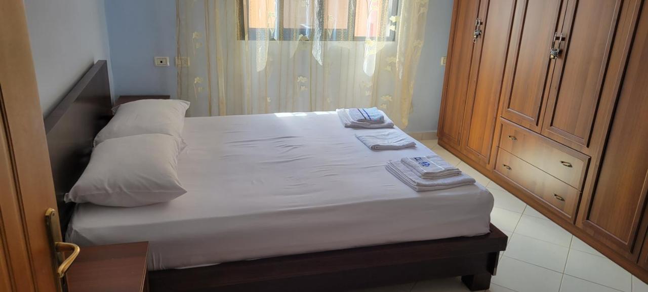 Charming Apartment Lushnje Luaran gambar